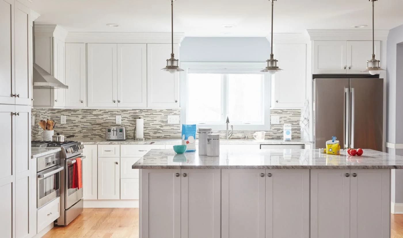 Color Theme Ideas For Your Dream Kitchen 4 fabuwood white kitchen cabinets