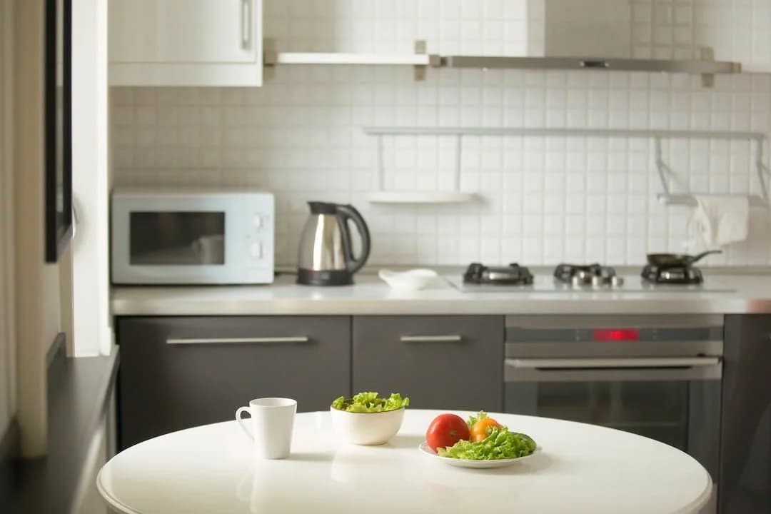 What is the Effect of Oven Cleaners on Kitchen Countertops? 6 modern kitchen 2