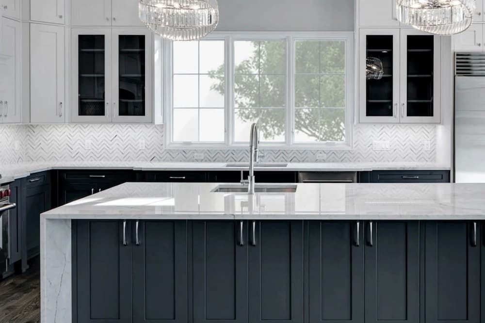 Color Theme Ideas For Your Dream Kitchen 6 Modern and Bold Kitchen Countertops