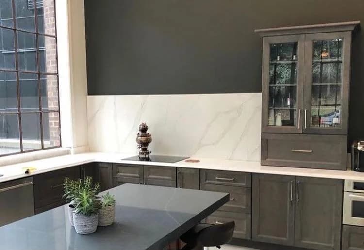 Color Theme Ideas For Your Dream Kitchen 2 Classic and Modern Kitchen Cabinets to Highlight Your Kitchen