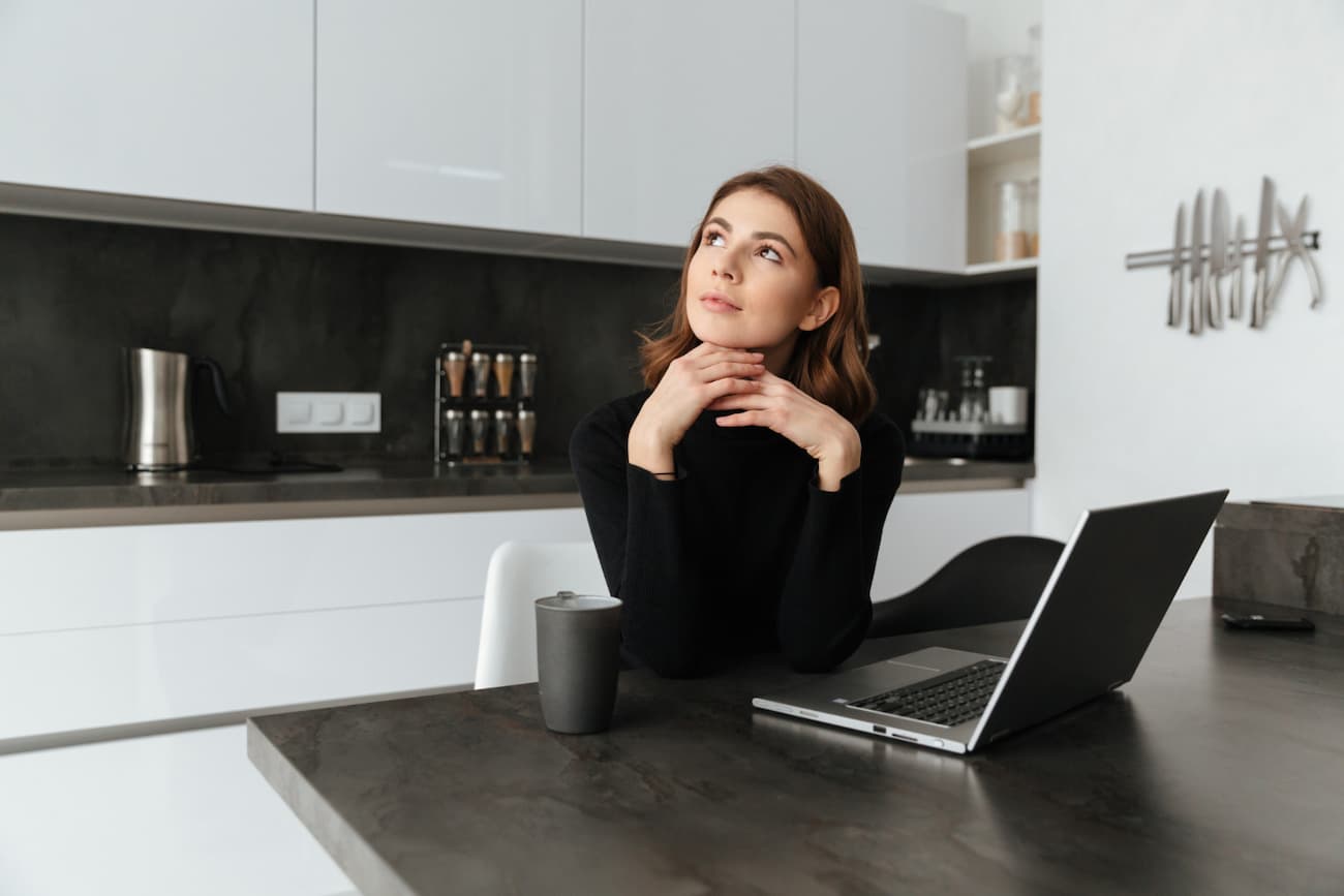What Cabinet Colors Go with Black Granite Countertops? 2 What Cabinet Colors Go with Black Granite Countertops
